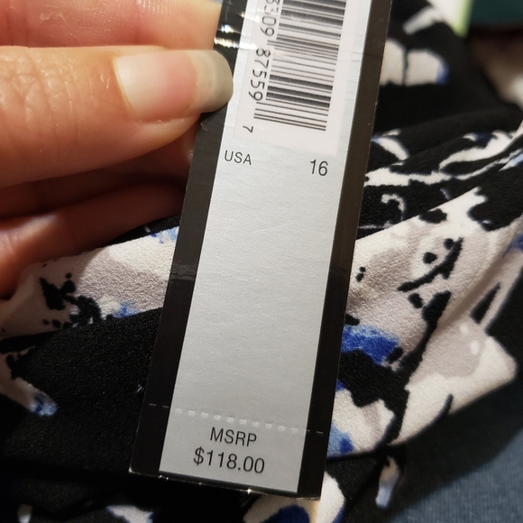 Tahari Black and White Floral Midi Dress - Picture 8 of 10